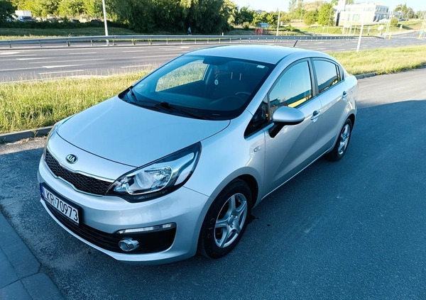 Kia Rio cena 38000 przebieg: 74439, rok produkcji 2017 z Lublin małe 56